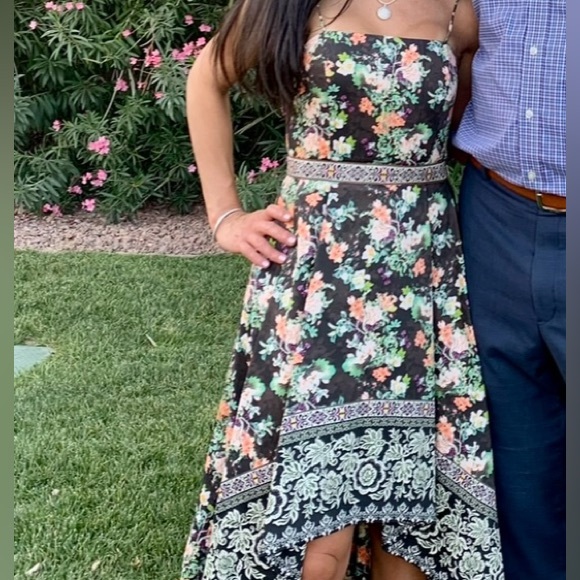 Alice + Olivia Florence Gown - Picture 16 of 16